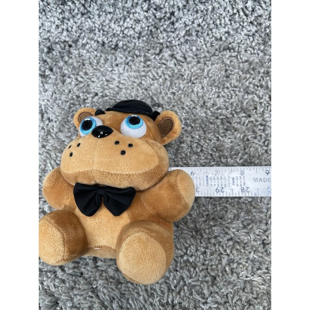 2017 Authentic Funko FNaF Freddy Fazbear Plush 6 Inch Plush Toy Stuffed Animal - Picture 8 of 8